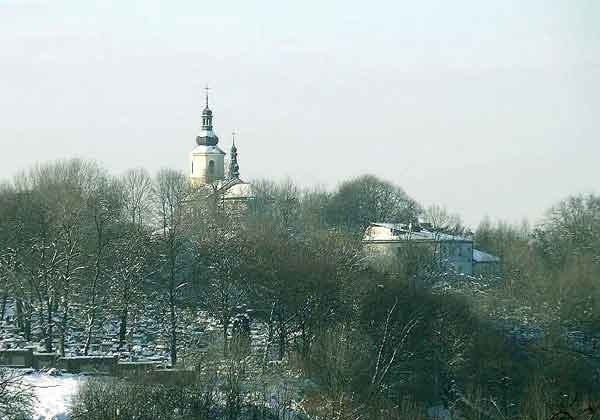 Widok na kosci�l (3) 